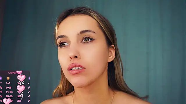 FannyHewson live sex cam