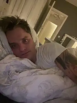 ben87Jacqui's cam snapshot