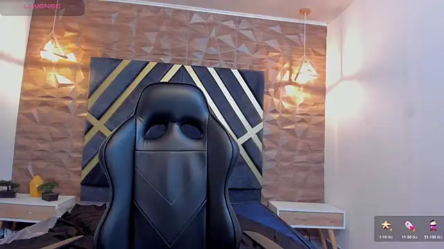 Alana_cox_'s cam snapshot