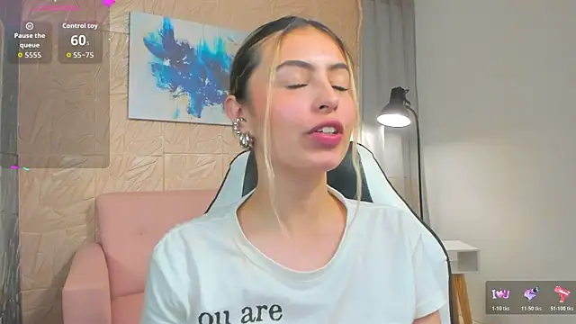 magic_fernanda's cam snapshot