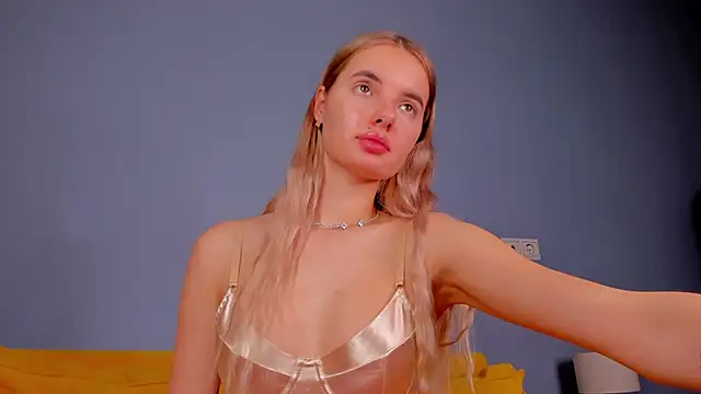 Erika_Carpenter's cam snapshot