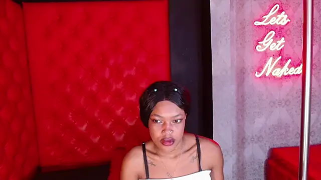 CrystalBrooke3x's cam snapshot