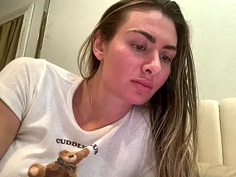 Alyssa_rhoades's cam snapshot