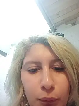 Hollywouldd's cam snapshot