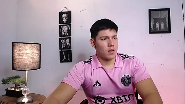 JamesCr_ live sex cam