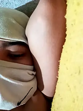 dGregoLCollT's cam snapshot