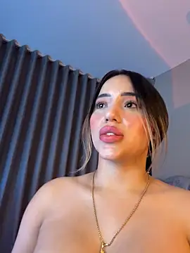 ashlyestone's cam snapshot