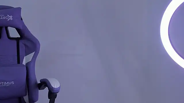 noa_roseasm's cam snapshot