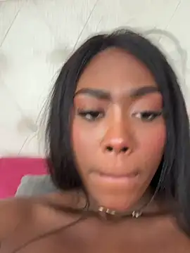 ThianaLopez's cam snapshot