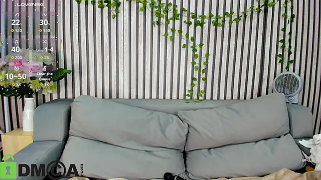 Lana_Stones's cam snapshot