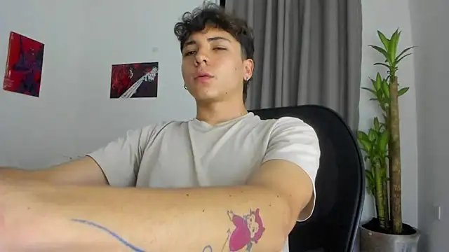 Joe23__'s cam snapshot