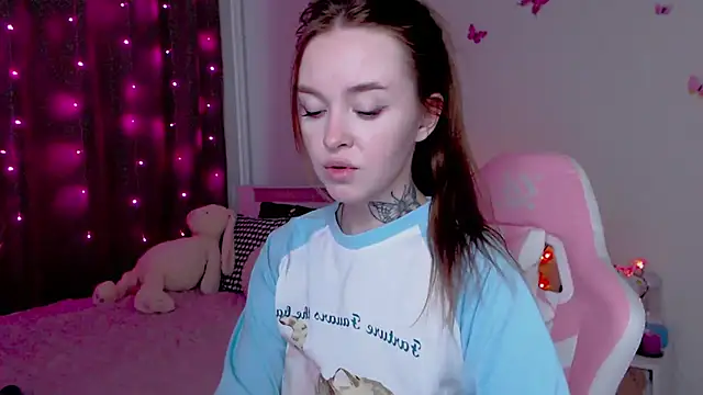 Naughty_Mable's cam snapshot