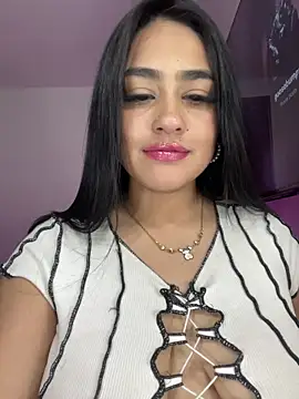 Charlotte_cutt18's cam snapshot