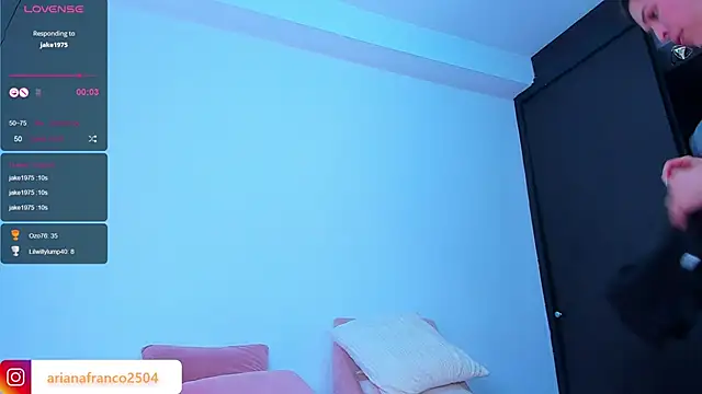 Ariana_f live sex cam