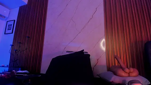 Emiilycollins's cam snapshot