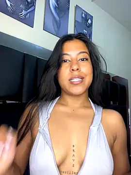 Kendra_C's cam snapshot