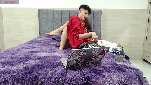 hottie__couple's cam snapshot