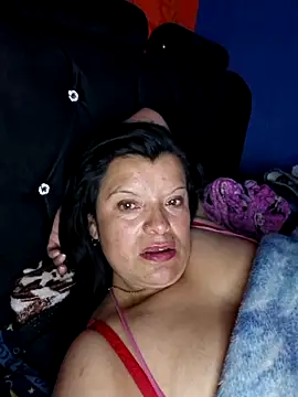 Hanna_Kieran's cam snapshot