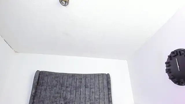 FrancescaSkuirt's cam snapshot