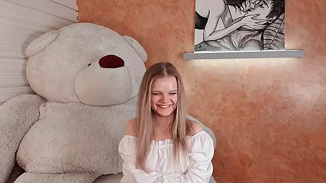 BrennaTout's cam snapshot