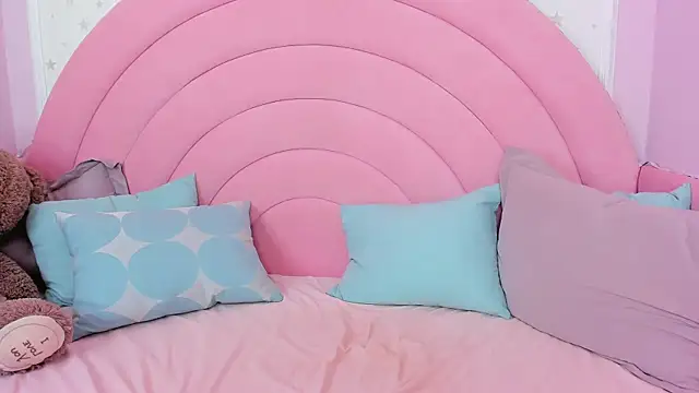 Barbie_Kris__'s cam snapshot