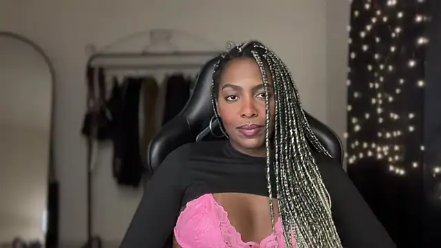 br_girl's cam snapshot