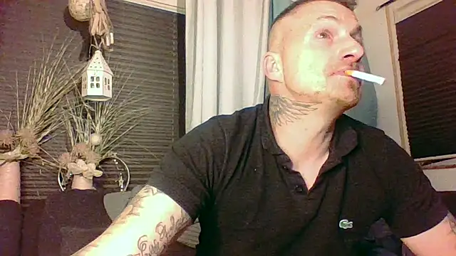 DevilsAngel13's cam snapshot