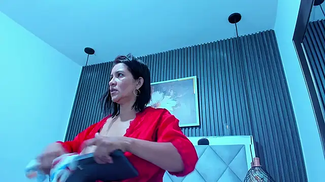 Slut_Milf_ live sex cam