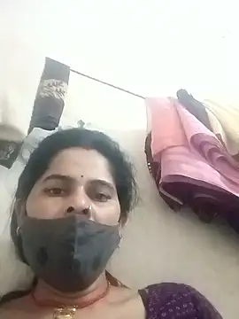 JULEE-740's cam snapshot