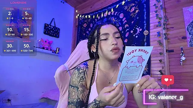 valenor_'s cam snapshot