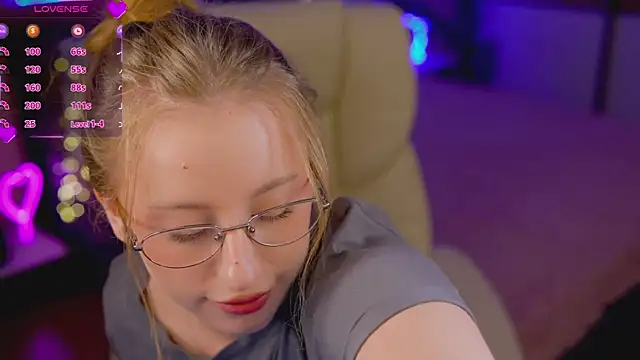 SilverrMoon's cam snapshot