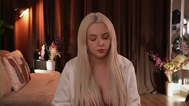 VictoriaMorrone live sex cam