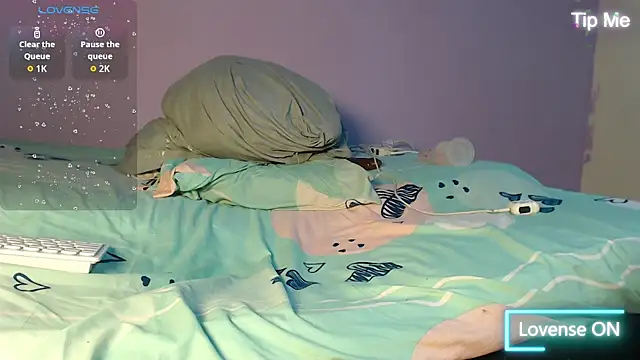 Dante_Bear_'s cam snapshot