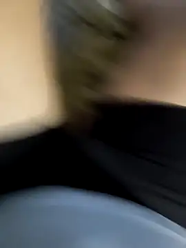 Alessio00512's cam snapshot