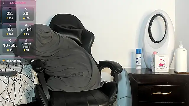 tizziano_castillo_'s cam snapshot