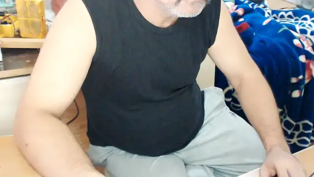 LiONTURK's cam snapshot