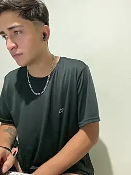 Tavinho067's cam snapshot