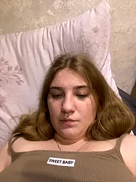 Emily_Sweety__ live sex cam