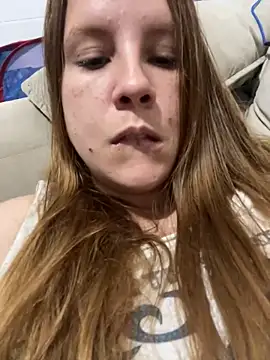 Lazinha18 live sex cam