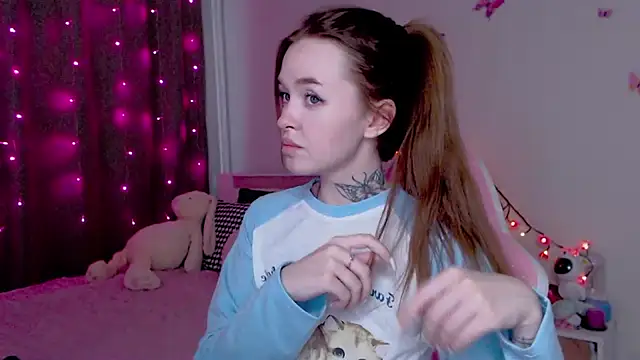 Naughty_Mable's cam snapshot