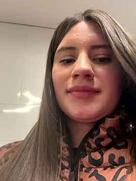 Isabella21_'s cam snapshot