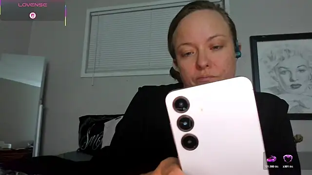 julimonroe's cam snapshot