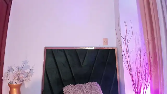 LilithEsme's cam snapshot