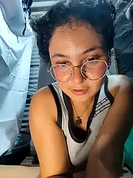 Lily-o's cam snapshot