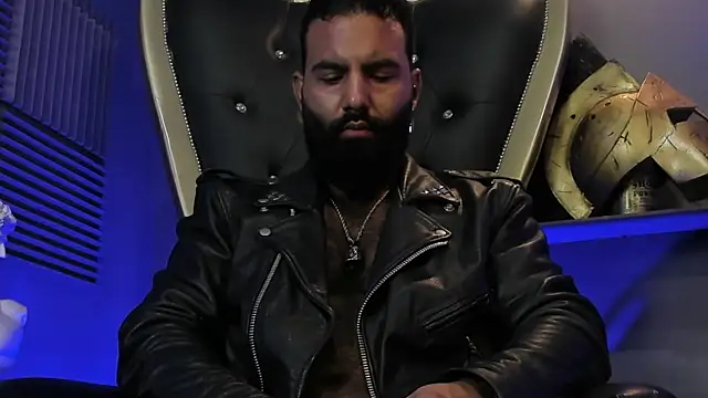 BeardAndrew live sex cam