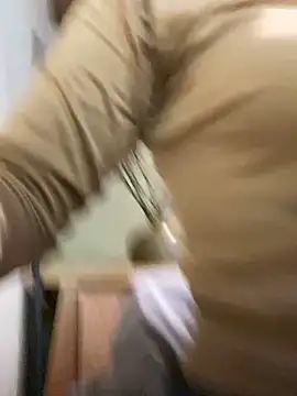 Sunflower_2368sayhi's cam snapshot