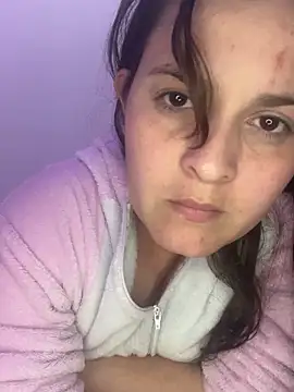 Anyhot_latina's cam snapshot