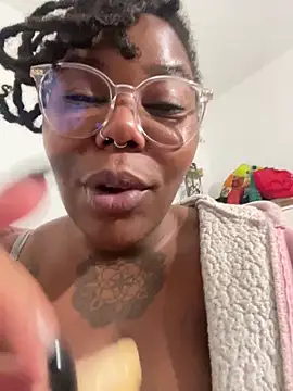 Goddess_Nafeesha's cam snapshot