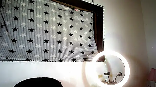 lucyangel_11 live sex cam