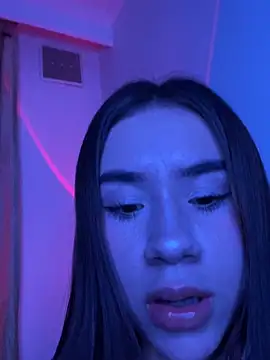 Im_Valen_Cute's cam snapshot